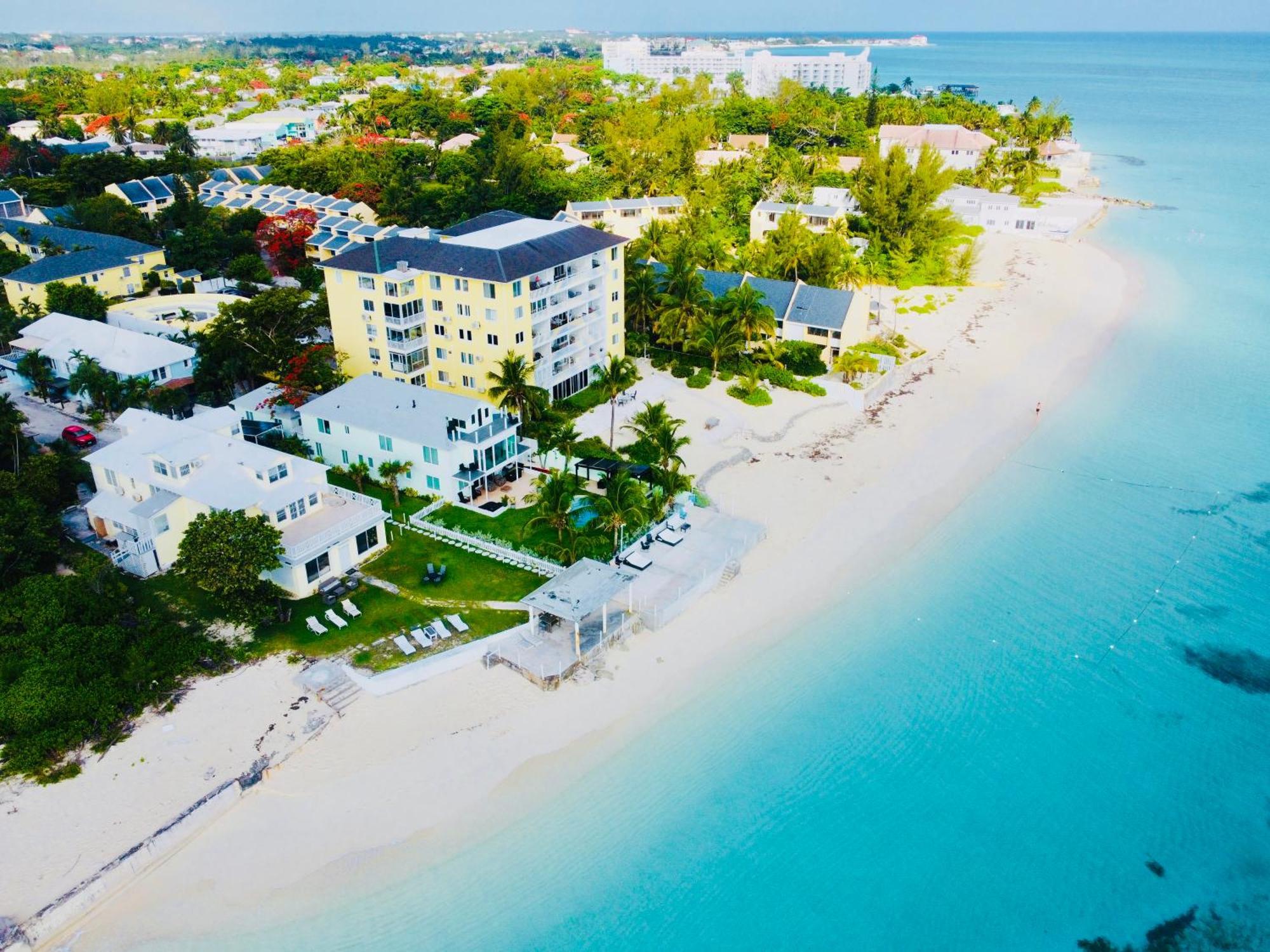 Studio, 100 Feet From The Beach Nassau Exterior foto
