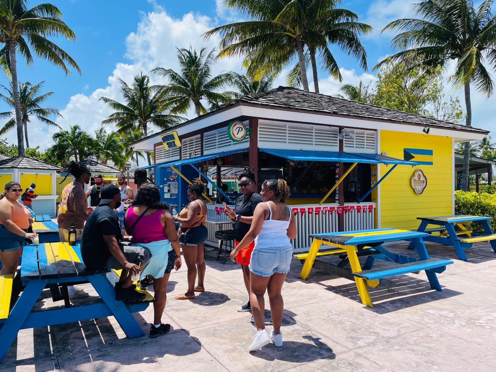 Studio, 100 Feet From The Beach Nassau Exterior foto